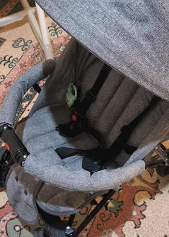 Gri Bebek Arabası Yeni - Görsel 3