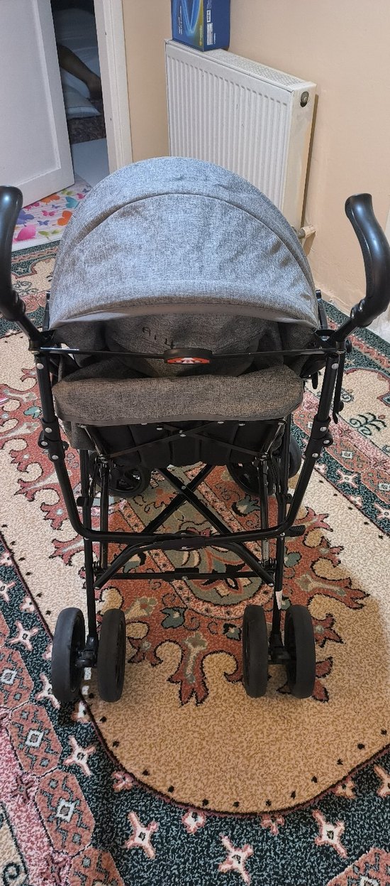Gri Bebek Arabası Yeni - Görsel 4