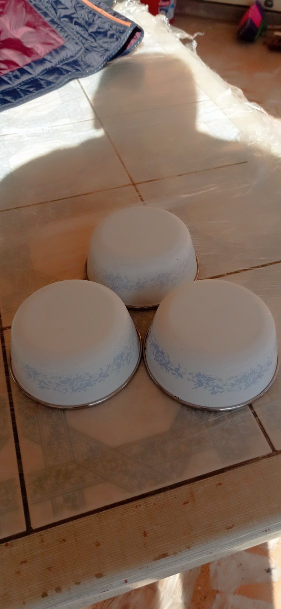 3 ADET ESKİ ANTİKA ÇİNKO EMAYE TAS. - Görsel 2