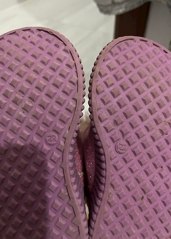 Diğer Kız Çocuk Pembe Kürklü Sokak Stili Bot