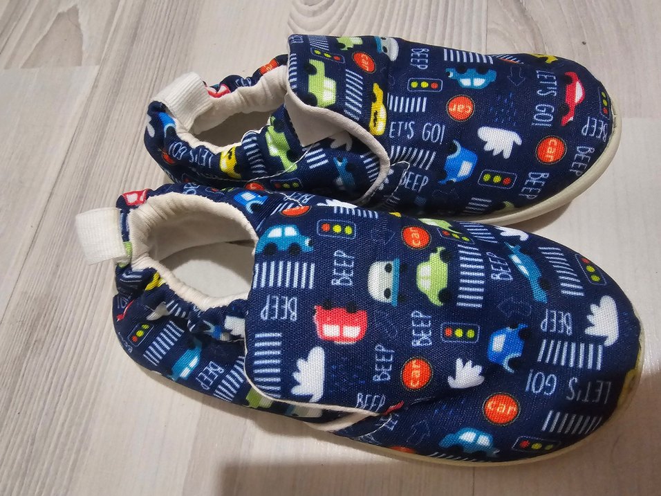 Renkli Baskılı Erkek Çocuk Sıcak Ev Terliği - Görsel 2