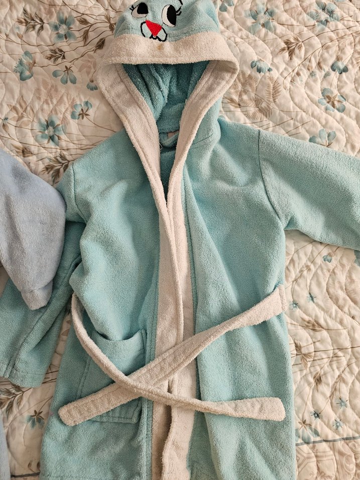 Nakışlı Erkek Çocuk Bornozları - Görsel 3