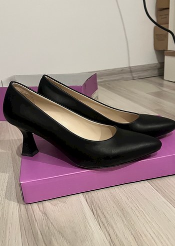 Siyah Klasik Topuklu Kadın Stiletto - Görsel 2