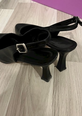 Siyah Tokalı Stiletto Topuklu Kadın Ayakkabı - Görsel 4