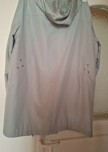 Gri Midi Kadın Yağmurluk - Görsel 3