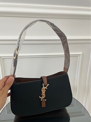 YSL çanta