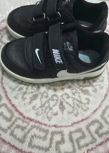 Nike Erkek Çocuk Siyah Nike Spor Ayakkabı