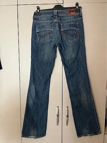 40 Beden lacivert Renk Tommy Hilfinger 40 beden kadın kot, jeans