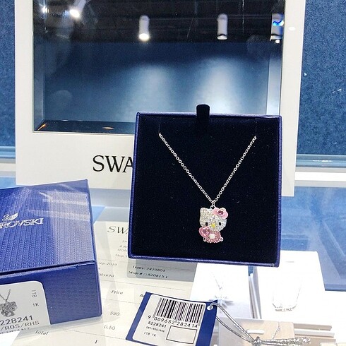 Swarovski Hello Kitty