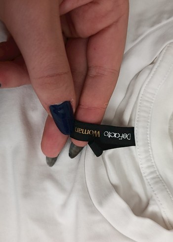 Beyaz Kadın Crop - Görsel 2