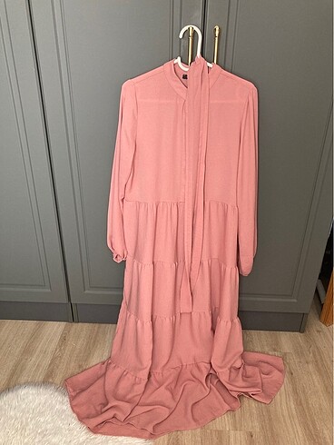 Pembe yazlık elbise