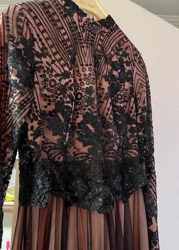 Uzun Kollu Kahverengi Gotik Dantel Abiye Elbise - Görsel 2