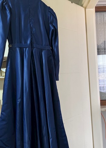 Uzun Kollu Lacivert Nakışlı Abiye Elbise - Görsel 4