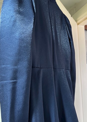 Parlak Lacivert Uzun Kadın Mezuniyet Elbisesi - Görsel 4