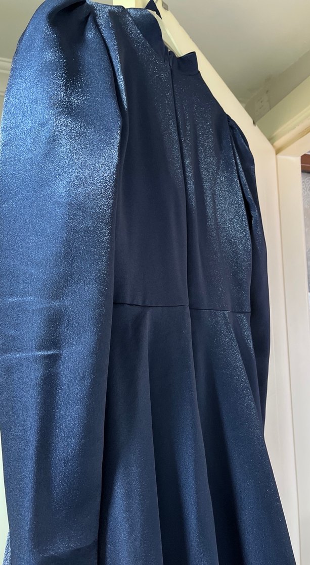 Parlak Lacivert Uzun Kadın Mezuniyet Elbisesi - Görsel 4