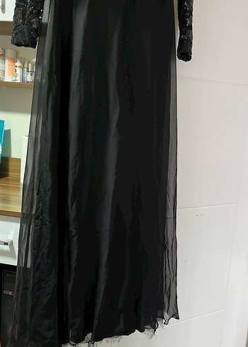 Uzun Siyah Gotik Nakışlı Abiye Elbise - Görsel 2