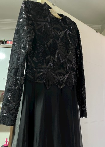 Uzun Siyah Gotik Nakışlı Abiye Elbise - Görsel 3