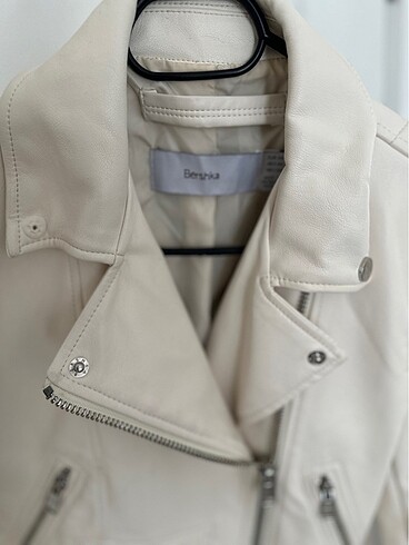 xs Beden Bershka deri ceket
