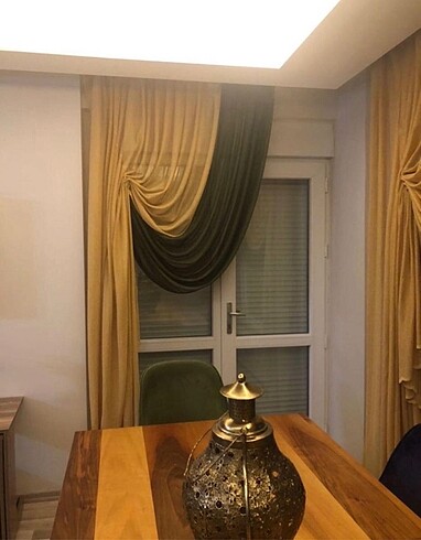 Diğer 3 adet dekorluk çift renkli fon perde