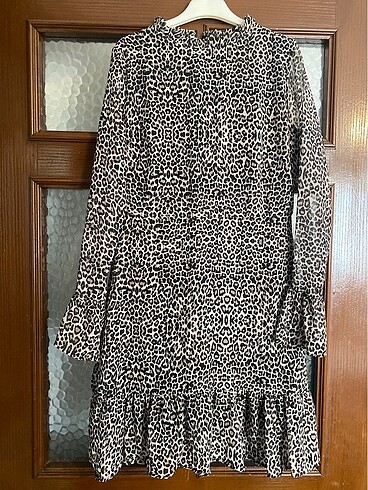 Leopar şifon elbise