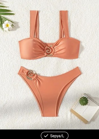 Diğer bikini takimi