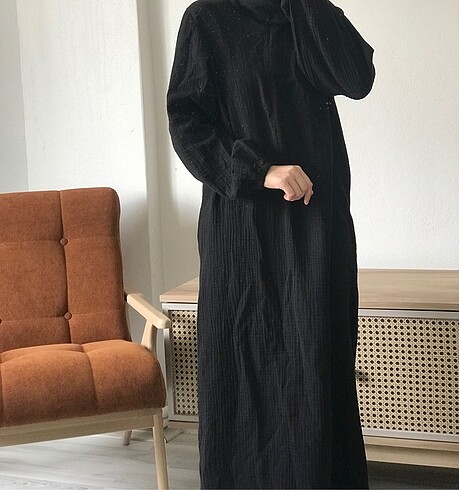 Siyah müslin elbise