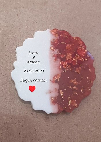 Bordo ve Beyaz Düğün Hatırası Magnet