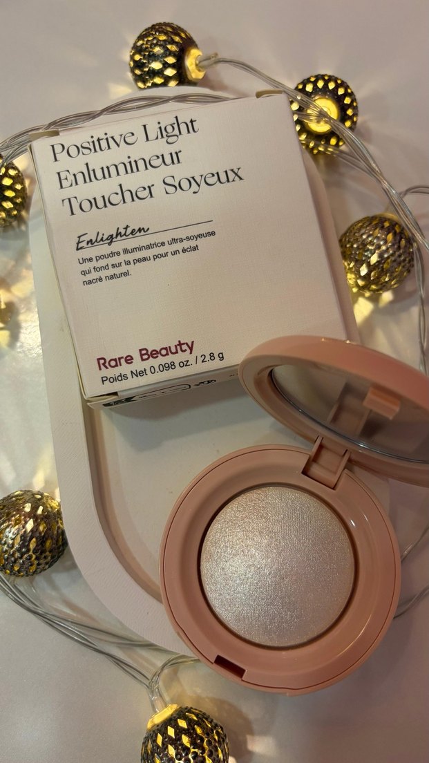 Rare Beauty Enlighten Highlighter - Görsel 3