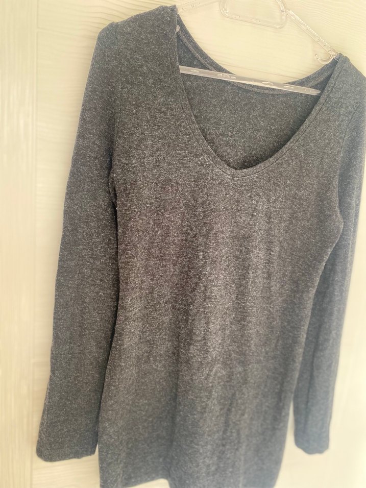 Gri V Yakalı Kadın Triko - Görsel 3