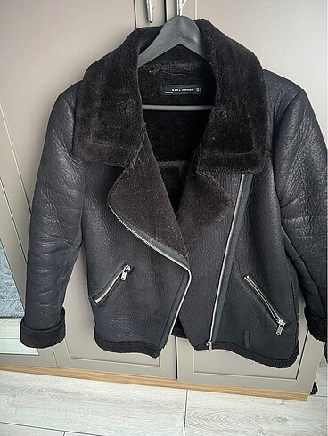 Zara biker