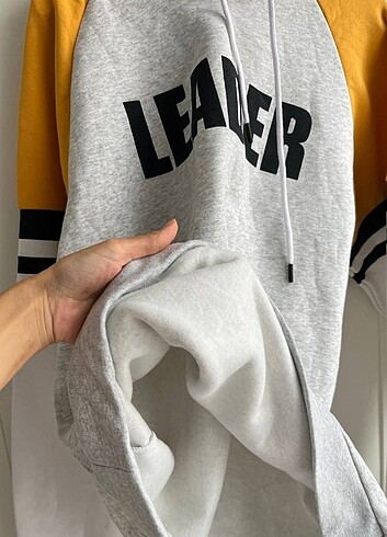 Bershka Sweatshirt 