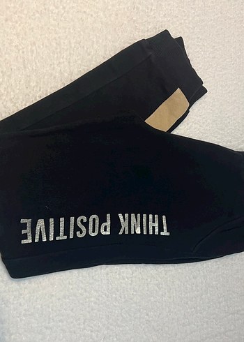 Siyah Baskılı Elastik Bel Eşofman - Görsel 3