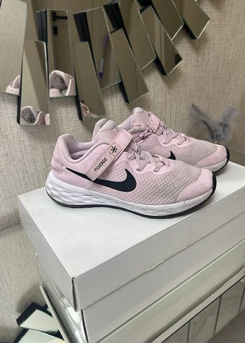 Nike 34
