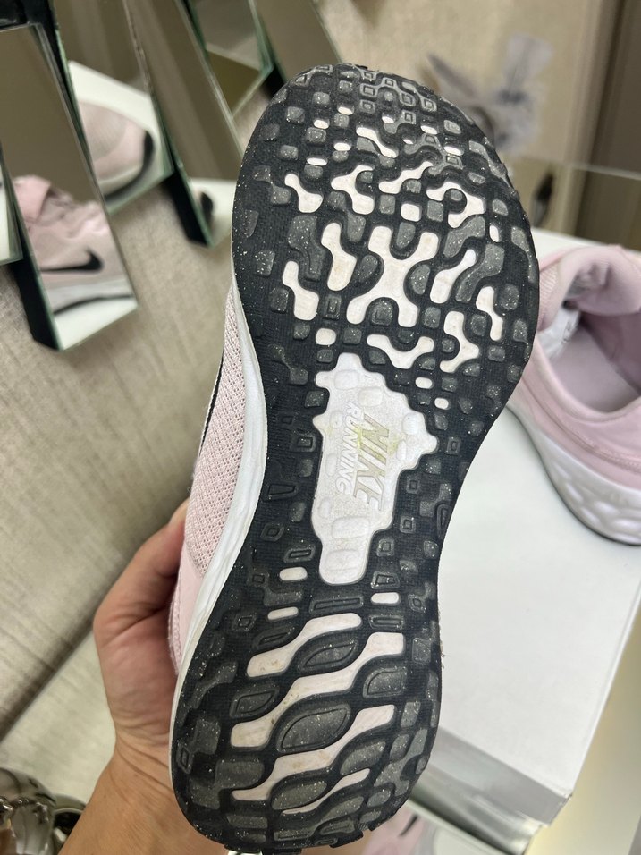 Kız Çocukları için Pembe Cırt Cırtlı Spor Ayakkabı - Görsel 3