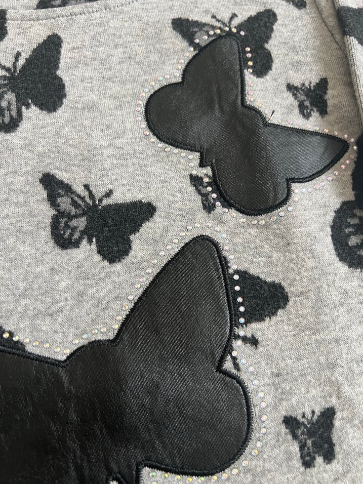 Kelebek Desenli Gri Uzun Kollu Kız Bluz - Görsel 2