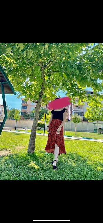 Çiçekli etek