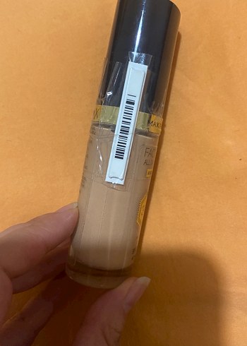 Max Factor Facefinity Fondöten SPF20 Vegan - Görsel 2
