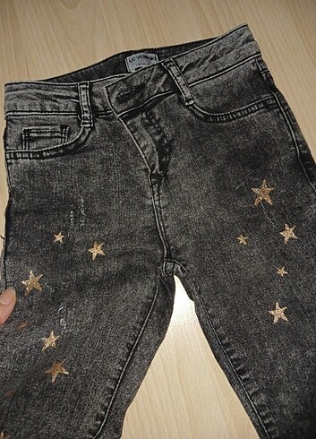 8 Yaş Beden gri Renk Kot pantolon 7,8 yaş lc waikiki