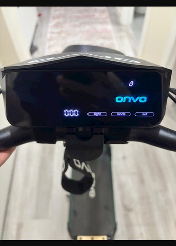 Koyu Yeşil Scooter - Görsel 3