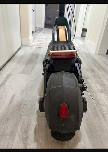 Koyu Yeşil Scooter - Görsel 4