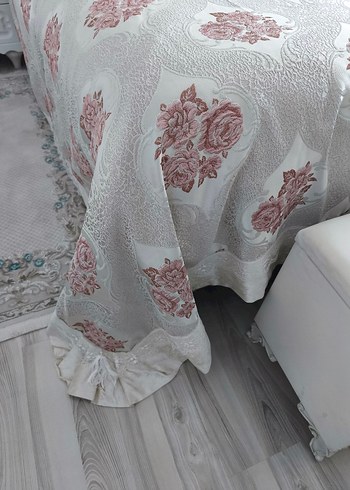 Nakışlı Beyaz Pastel Yatak Örtüsü - Görsel 8