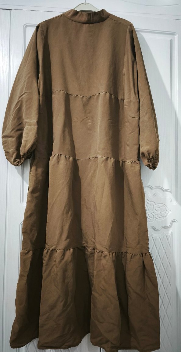 Düğmeli Kahverengi Uzun Keten Elbise - Görsel 4