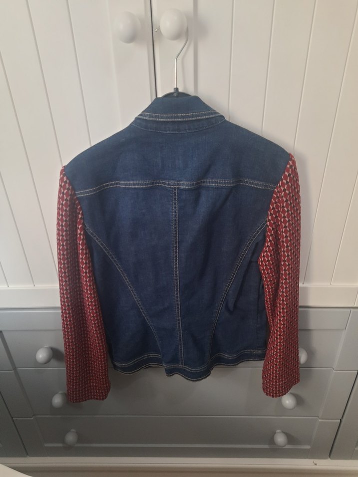 Bordo Kol Detaylı Kadın Denim Ceket - Görsel 2