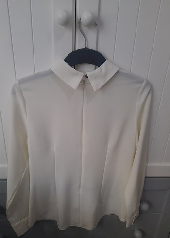 Düğmeli Beyaz Kadın Saten Gömlek - Görsel 2