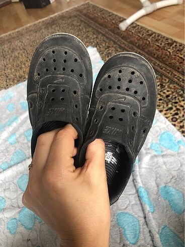 Bebek ayakkabı