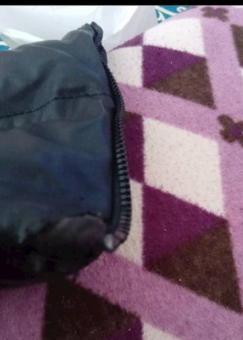 Siyah Deri Şişme Kısa Kadın Mont - Görsel 3