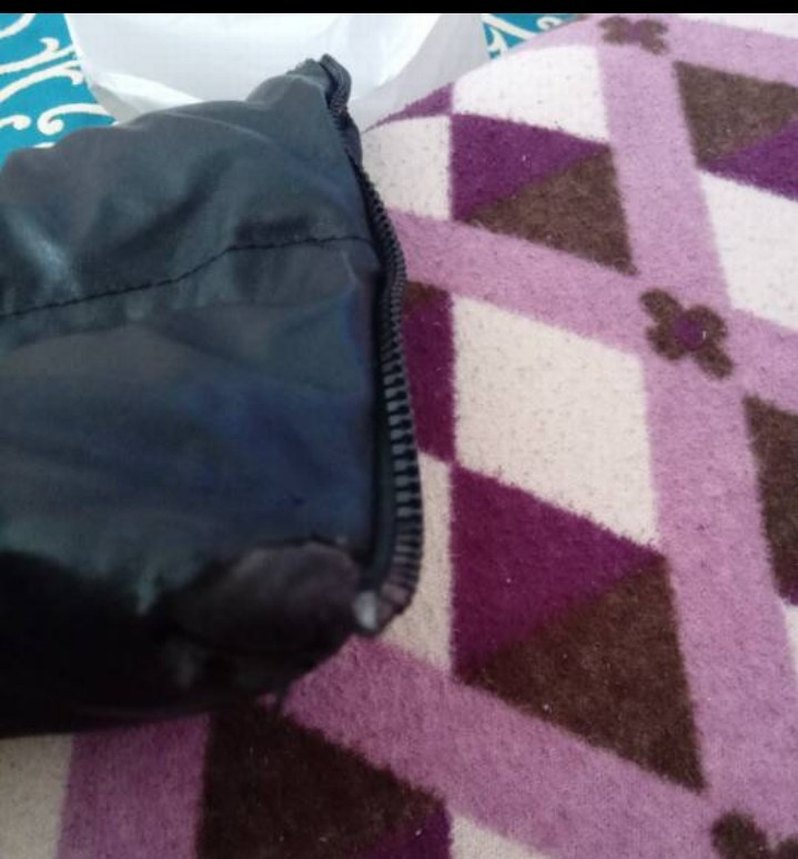 Siyah Deri Şişme Kısa Kadın Mont - Görsel 3