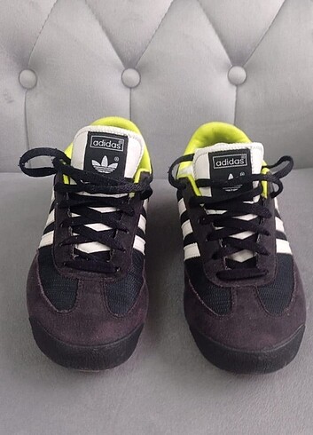 Orijinal adidas