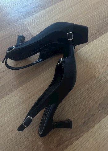 Siyah Stiletto Topuklu Kadın Sandalet - Görsel 3