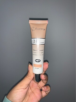 Flormar light açık ton bb krem fondöten
